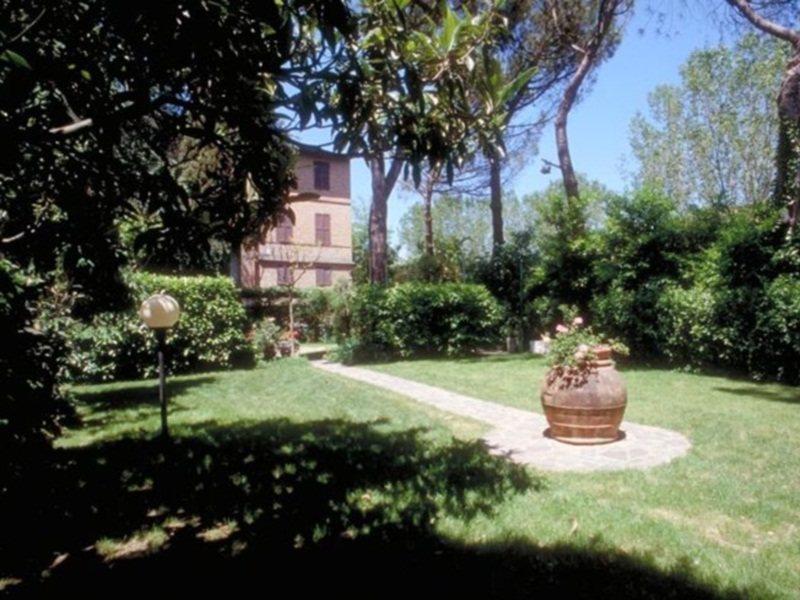 Hotel Moderno Siena Exterior foto